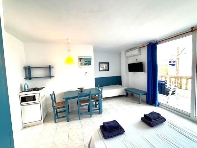 Apartamentos Can Marsalet 푸에르토 콜롬 외부 사진